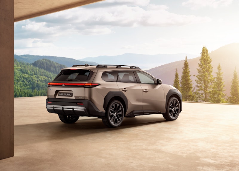 Nyheten Toyota bZ4X Touring besøker Nordvik