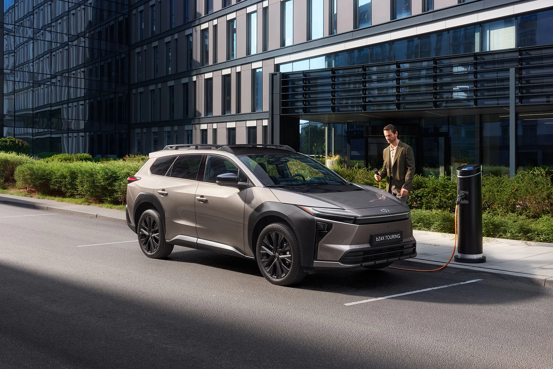 Bygg og bestill din bZ4X Touring